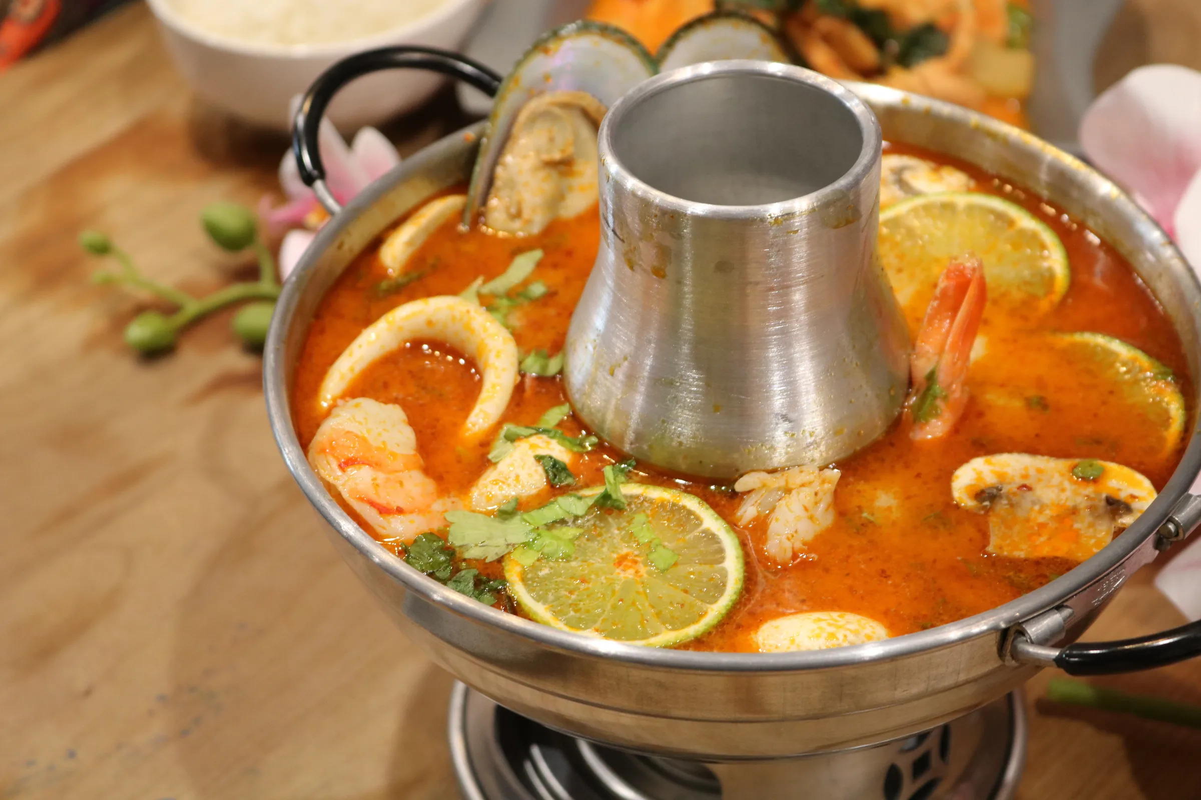 Hot pot Tom Yum seafood soup