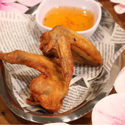 Thai-Style Fried Whole Chicken Wings (2 pcs)