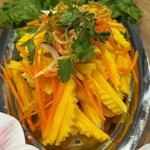 Fresh Mango Salad